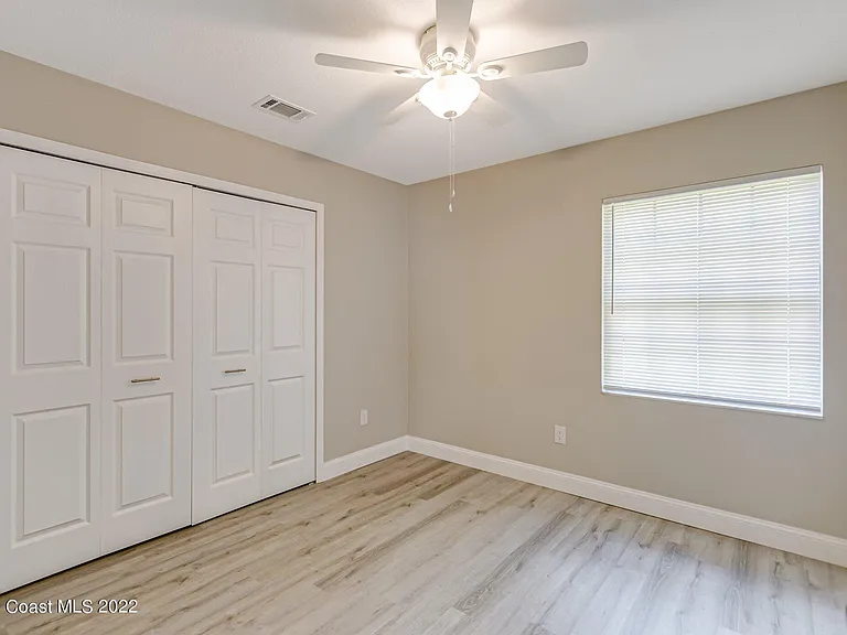 201 Jefferson Ave NW — Photo 16