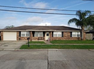 3304 Mumphrey Rd, Chalmette, LA 70043