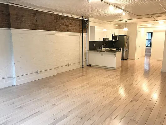 Rented by VRE | media 14