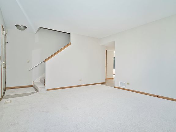 4th image of 2176 N Sedgefield Ct