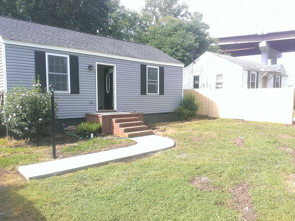 fully renovated cottage in trendy Historic West Nashville
