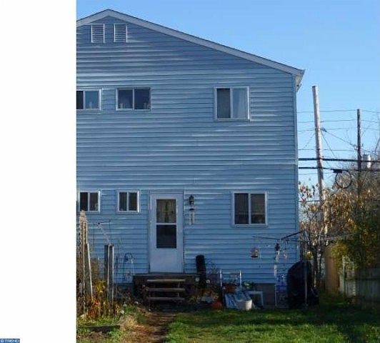 2nd image of 413 1/2 Pottstown Ave