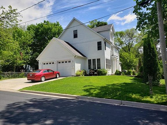 2nd image of 118 S Ferry Dr