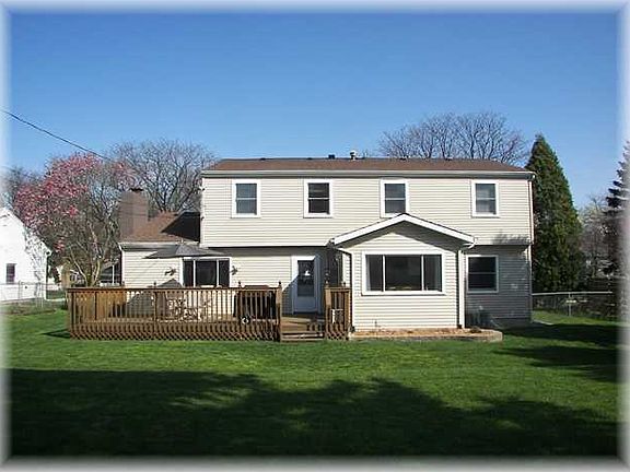 2nd image of 1227 E Woodingham Dr