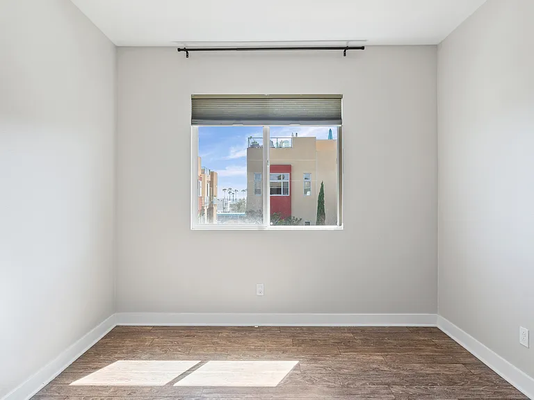 438 S Cleveland St S #108 — Photo 16