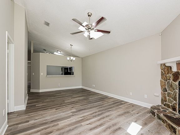 5th image of 2658 Malibu Cir