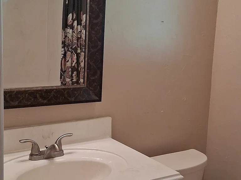 102 Cheryl St — Photo 10