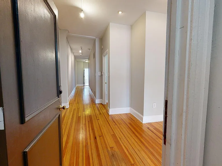 313 N Charles St #3 — Photo 3