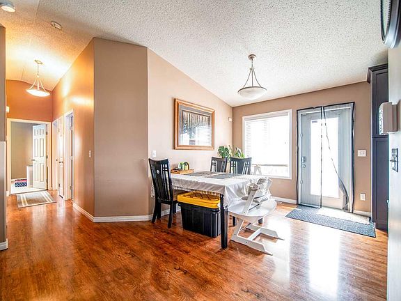 5th image of 1025 30th St