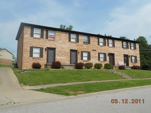 1st image of 212 Calumet Dr APT 4