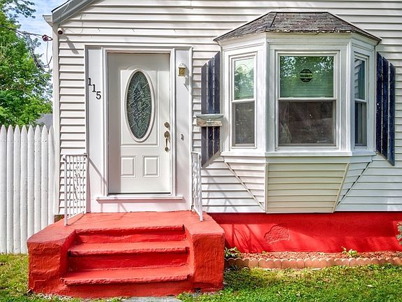 4th image of 115 Ettrick St