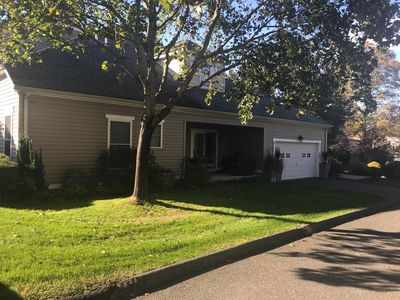 39 Ives St, Hamden, CT, 06518