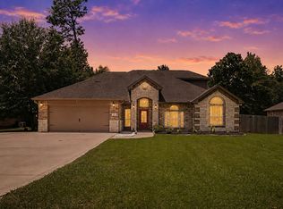615 Weisinger Dr, Magnolia, TX 77354
