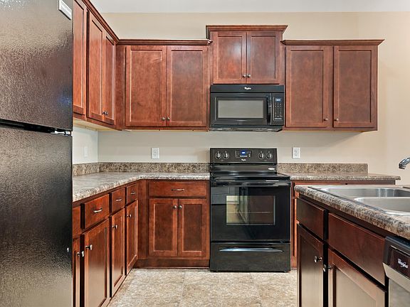 3rd image of 4281 Lochshire Ln