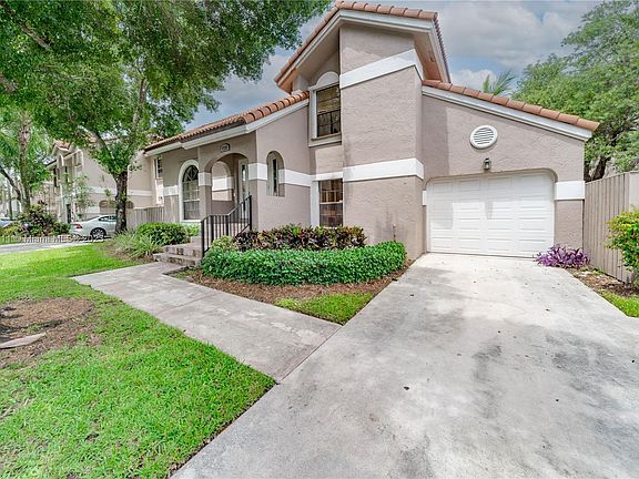3rd image of 1731 NW 107th Ave