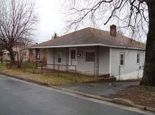 1417 Douglas St, Winston Salem, NC 27105