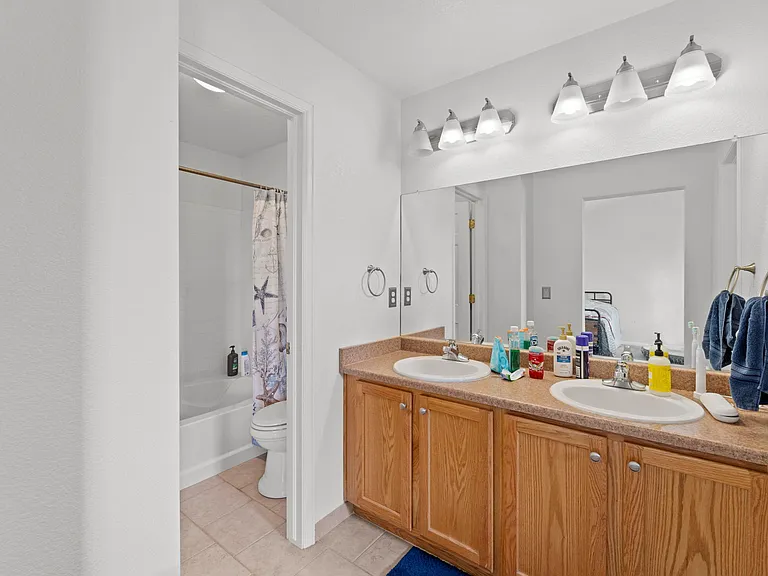 5521 Cross Creek Dr — Photo 7