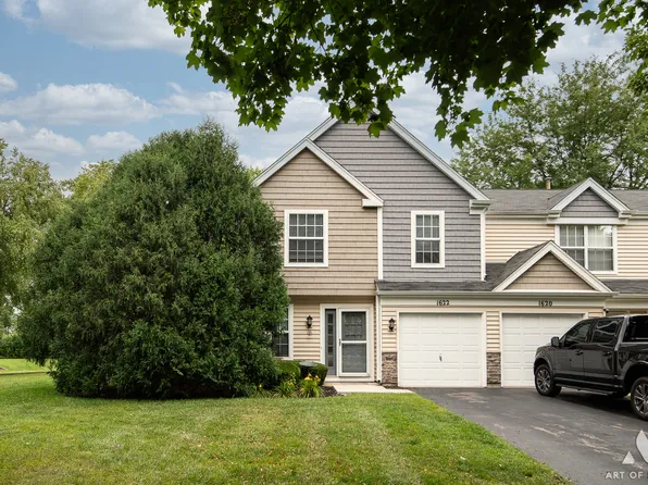 1622 Pebble Beach Cir, Elgin, IL 60123
