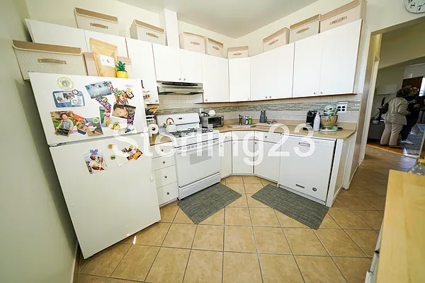 Rented by Sterling Realty Solution Inc | media 17