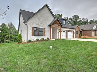 463 English Ivy Trl, Jonesborough, TN 37659