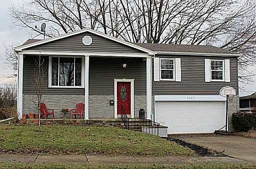 1st image of 1527 S Brookhollow Dr