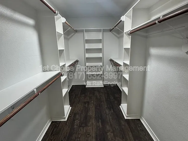 957 Austin Ct — Photo 19