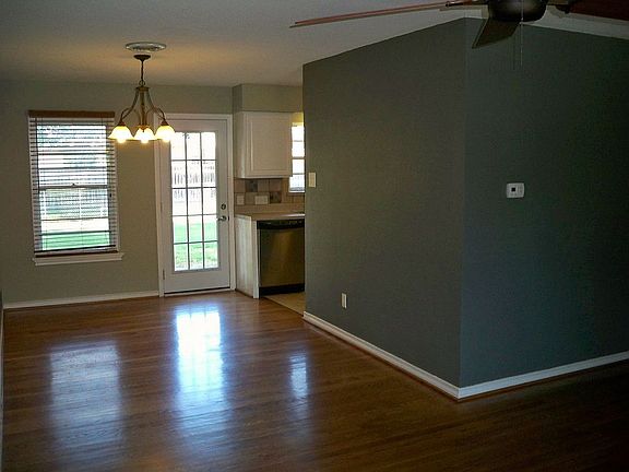 5th image of 10215 Lanshire Dr