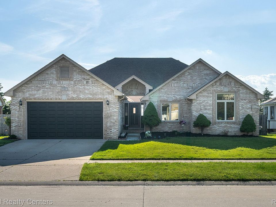 1st image of 50847 Commons Dr
