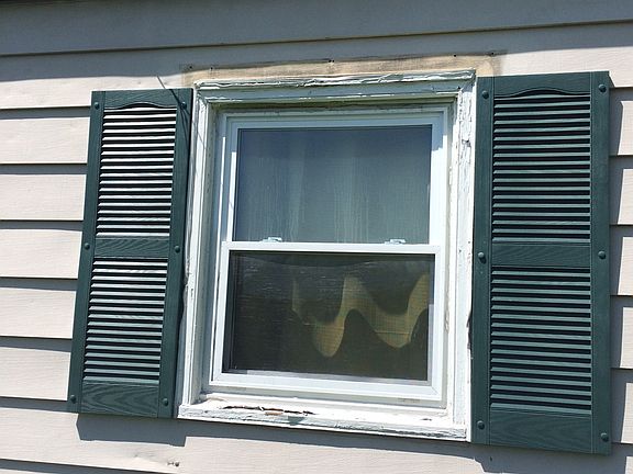 2nd image of 10053 Royal Dr