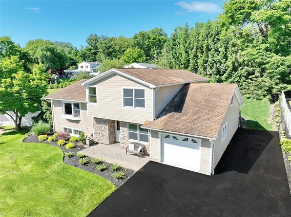 107 Chestnut Oval, Orangeburg, NY 10962