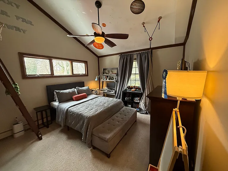 20 Mayfair Ct — Photo 16