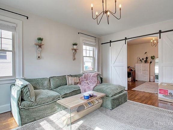 3rd image of 3250 Nash Ave APT 1