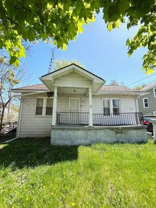 2612 Maplewood Ave, Flint, MI, 48506