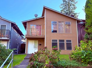 5512 Dominion St, Burnaby, BC V5G 1E2