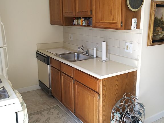 5th image of 45847 Kensington St