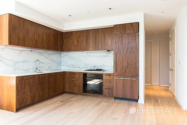 Rented by (Legacy) Elegran | media 12