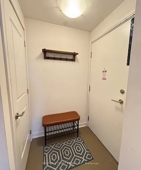 9201 Yonge St #2212 — Photo 6