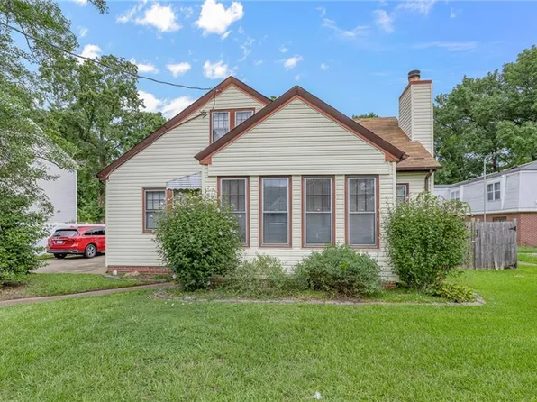 2324 Greenwood Dr, Portsmouth, VA 23702