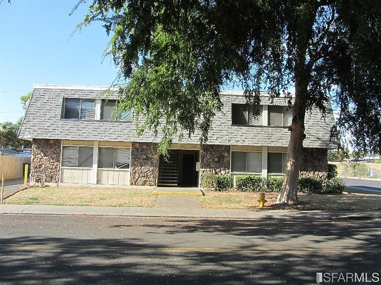 1st image of 2677 Calariva Dr