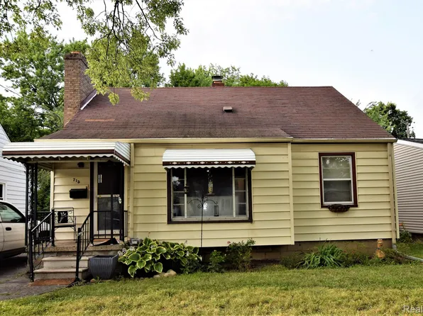 715 Lochhead Ave, Flint, MI 48507