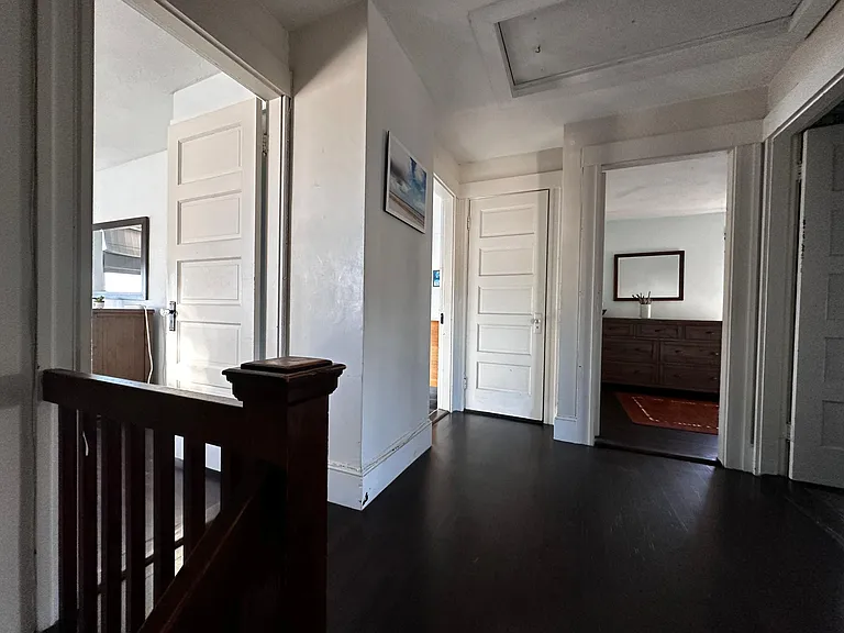 61 Beach Ave — Photo 8