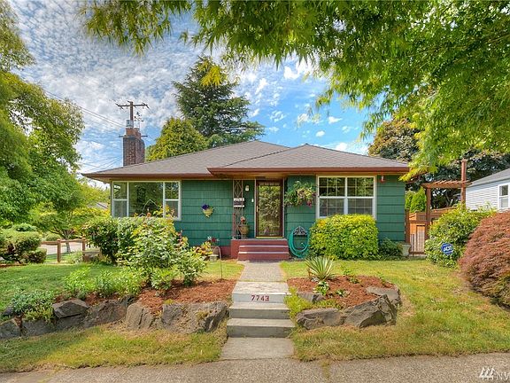 Welcome to 7743 37th Ave SW on the corner of 37th Ave SW and SW Kenyon Street in Beautiful West Seattle!