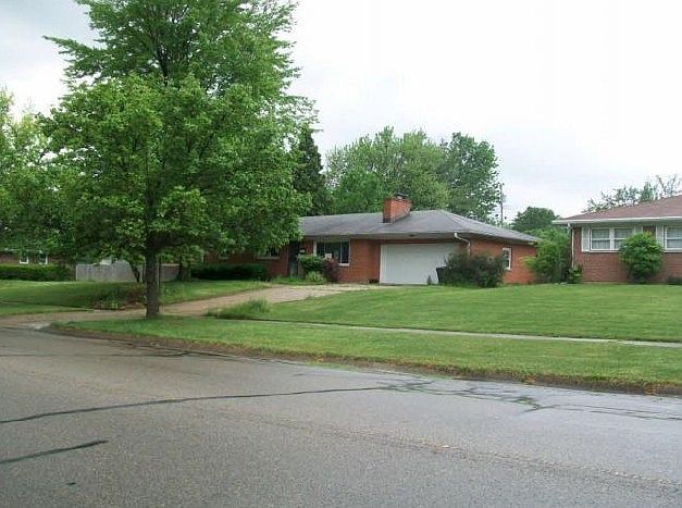 2nd image of 304 S Marshall Rd