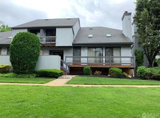 34 Peachtree Ct, Monmouth Junction, NJ 08852