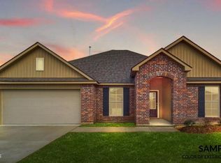 119 Hill View Dr, Lafayette, LA 70506