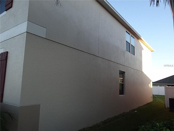 3rd image of 1414 Sawgrass Pointe Dr