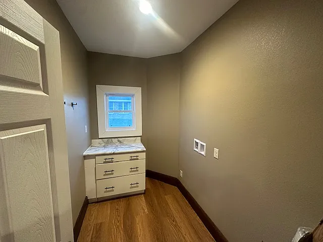 4 bed, 2.5 bath, 1718 sqft, $1,500 — Photo 4
