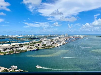50 Biscayne Blvd #4906, Miami, FL, 33131