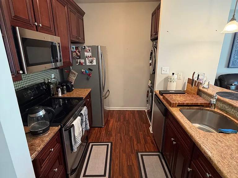 135 Prospect St — Photo 4