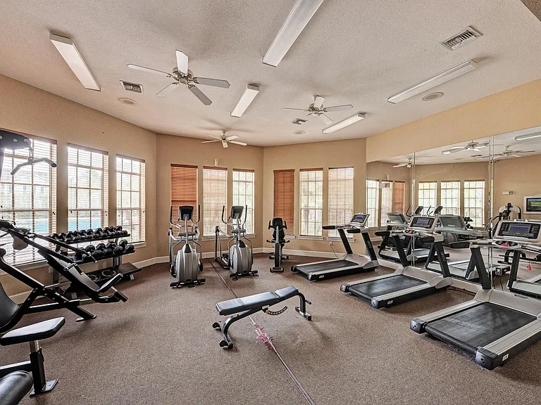 7405 Vista Way #105 — Photo 14